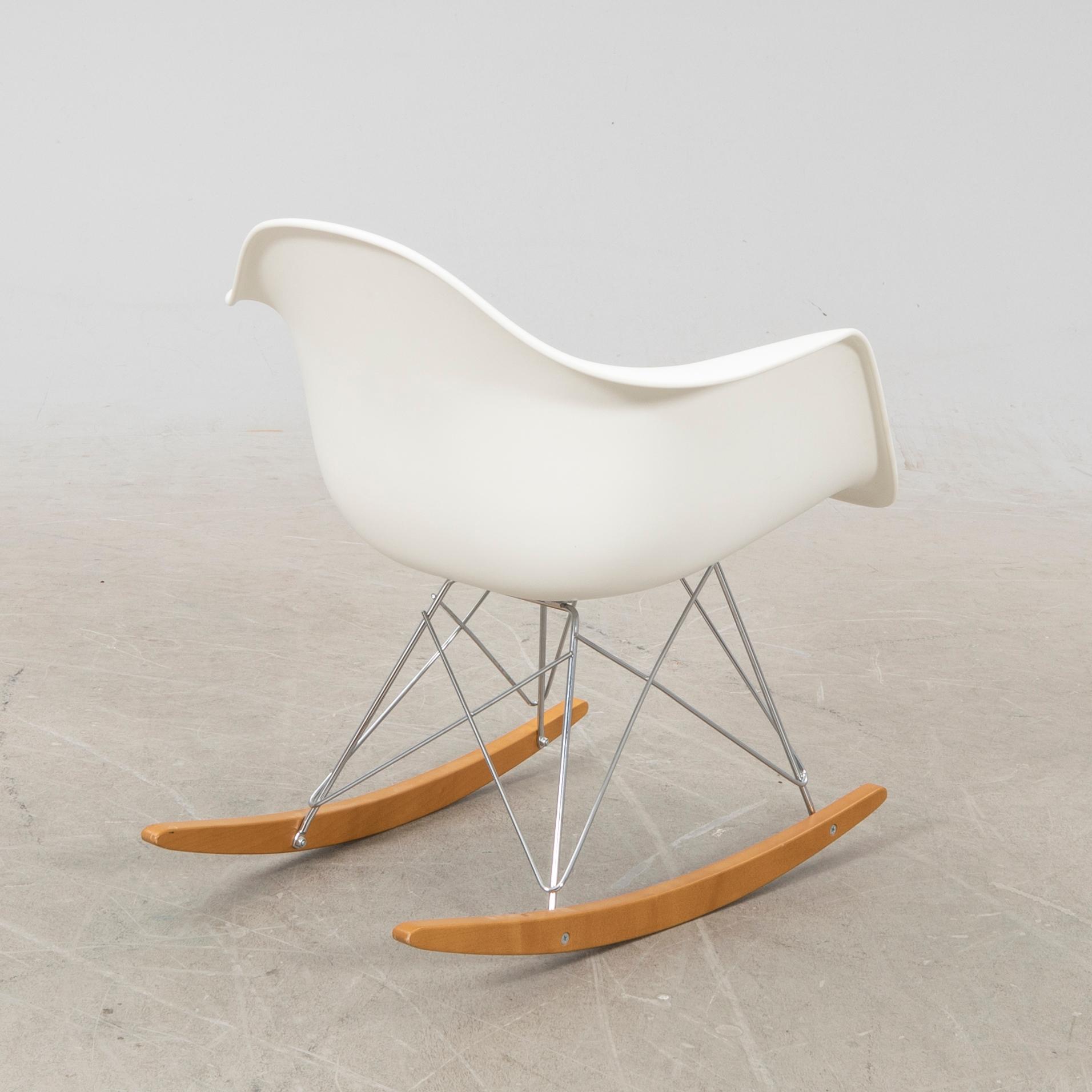 Charles and Ray Eames, rocking chair, "Eames Plastic Armchair RAR", Vitra 2015.