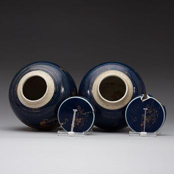 BOJANER, ett par, kompaniporslin. Qingdynastin Qianlong 1736-95.