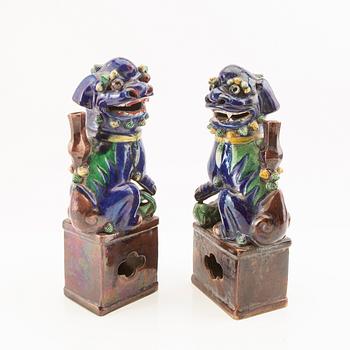 A pair of Chinese Joss stick holders, late Qing dynasty/early 20th Century.