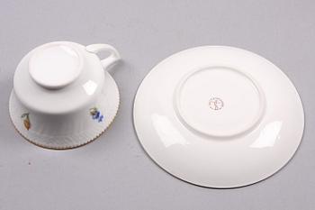 TEKOPPAR, 11 st, porslin, rokokostil, Gustavsberg. 1900-talets första hälft.