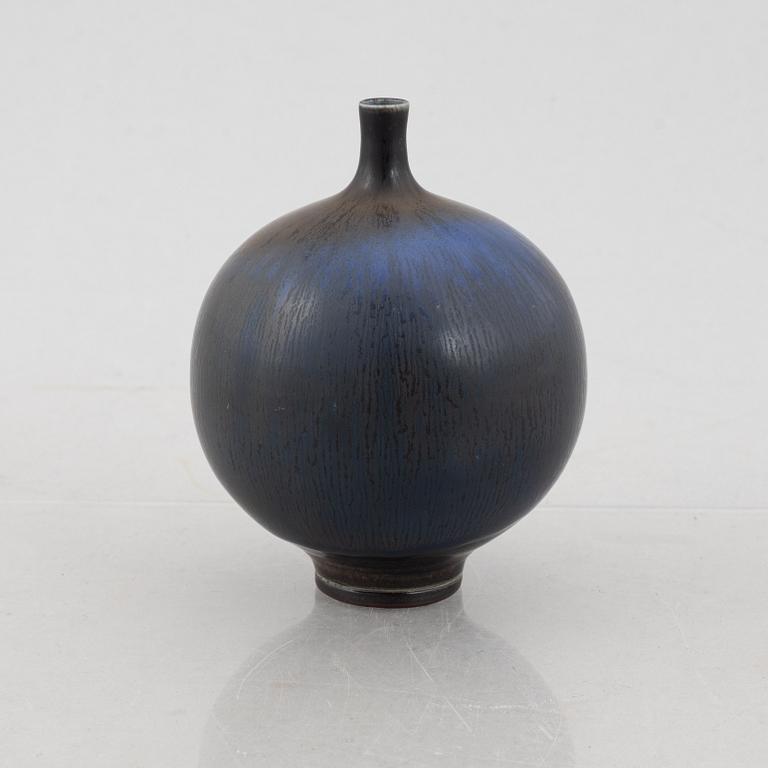 Berndt Friberg, a stoneware vase, Gustavsbergs studio, Sweden, 1975.