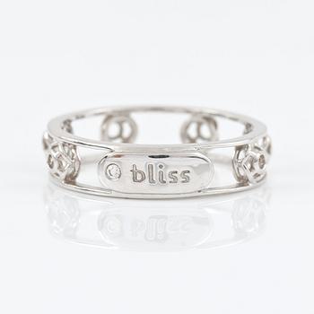 RING, Bliss, Italien. genombruten 18K vitguld med diamant på logoplatta 0.007ct.