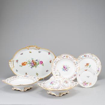 A part Rörstrand service, late 19th/early 20th century (24 pieces).