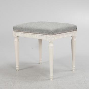 Stool, Gustavian style, first half of the 20th century.