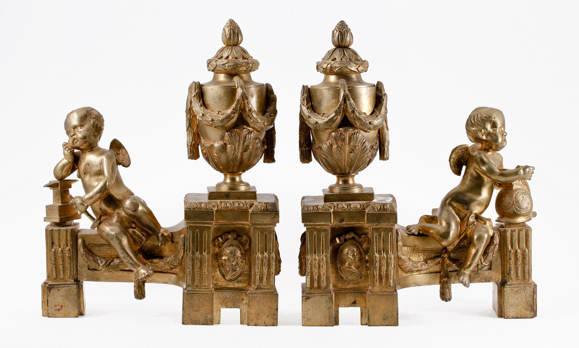 ELDHUNDAR, ett par, Louis XVI-stil, 1900-talets början.