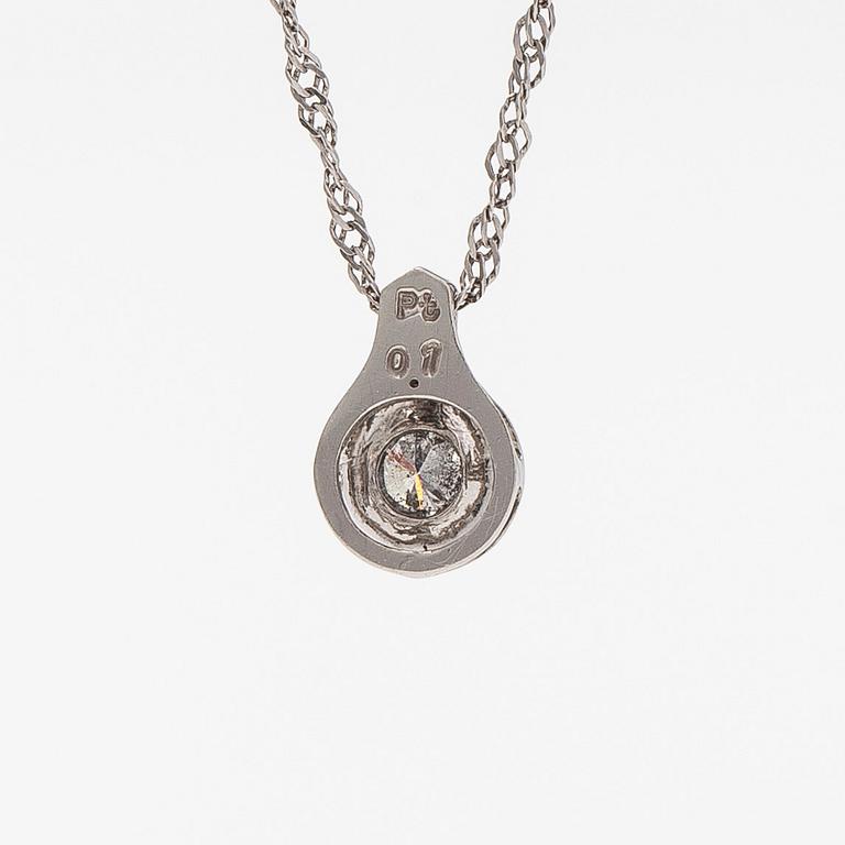 A platinum necklace, with a round brilliant-cut diamond ca. 0.10 ct.