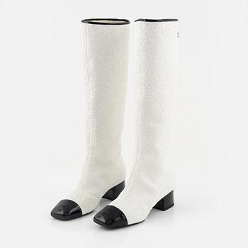 Chanel, a pair of sequin high boots, size 37.