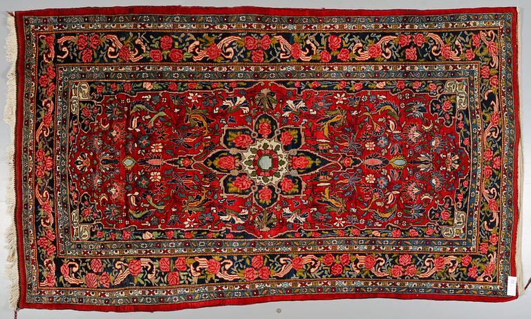 MATTA, troligen Bidjar, 268 x 155 cm, 1900-talets senare del.