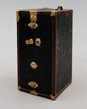 RESEKOFFERT, 1900-talets början.