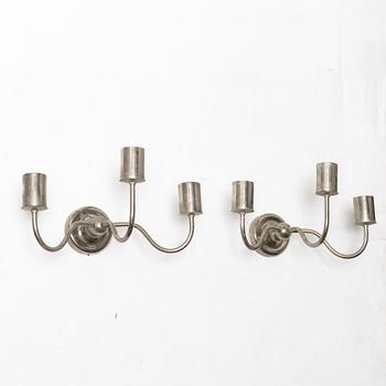 Josef Frank, a pair of model 2571/3 wall lamps, Svenskt Tenn.