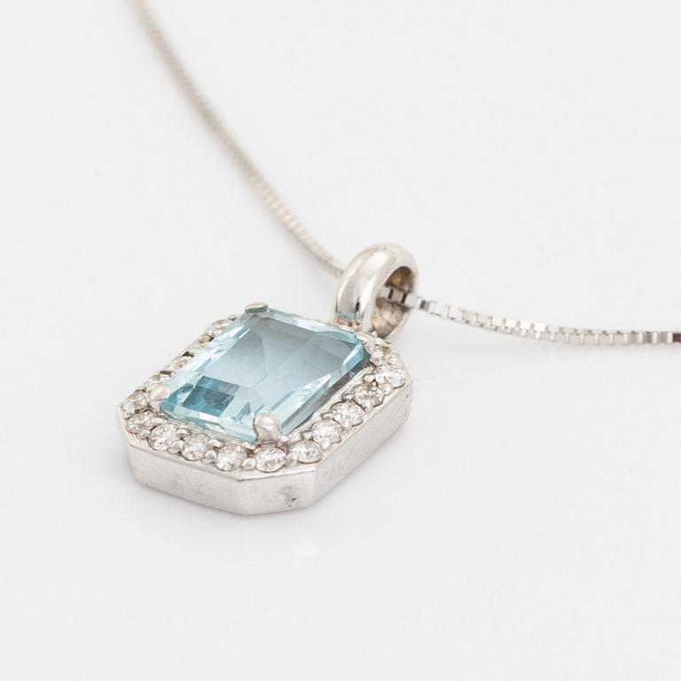 Collier med akvamarin och diamanter.