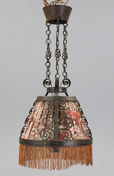 TAKLAMPA, smidesjärn, omkring sekelskiftet 1800/1900.