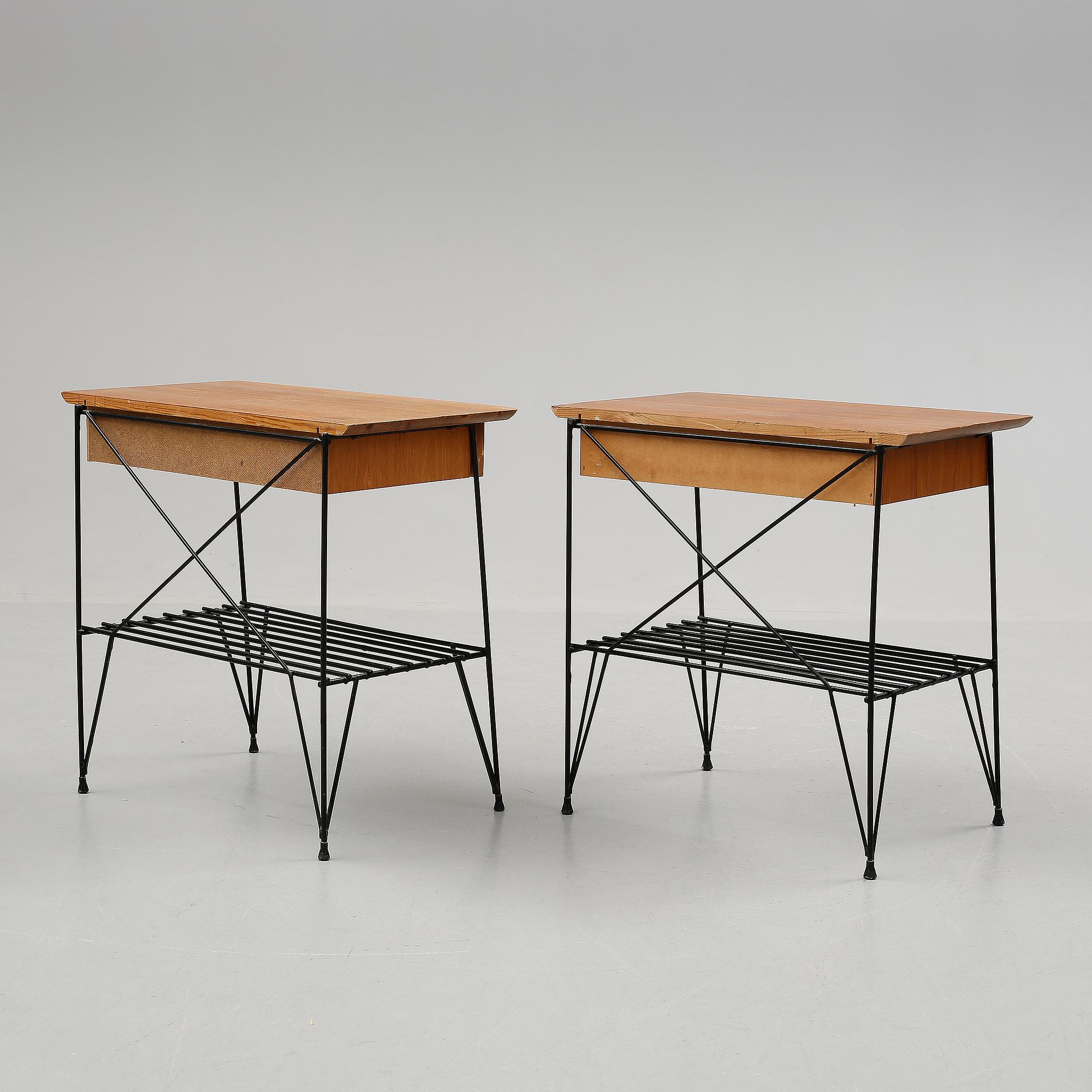 SÄNGBORD, ett par, 1950-tal.