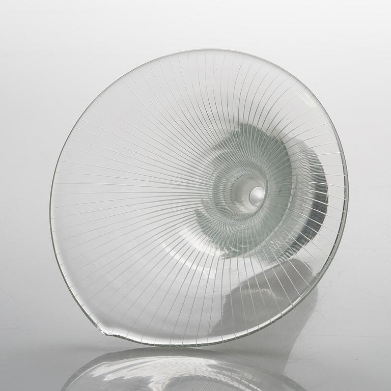 Tapio Wirkkala, A 'Kantarelli' glass vase, signed Tapio Wirkkala Iittala -55.