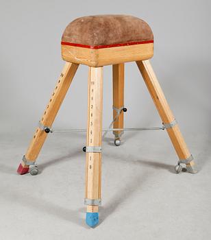PLINT, gymnastikredskap, 1900-talets mitt.