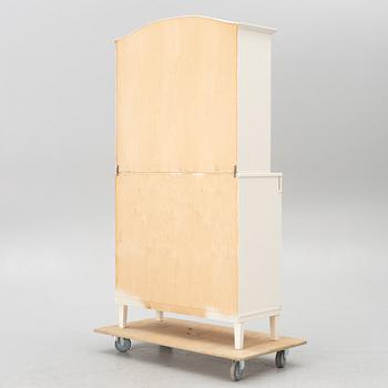 Carl Malmsten, a 'Herrgården'  cabinet, Bodafors, Seden, 1962.