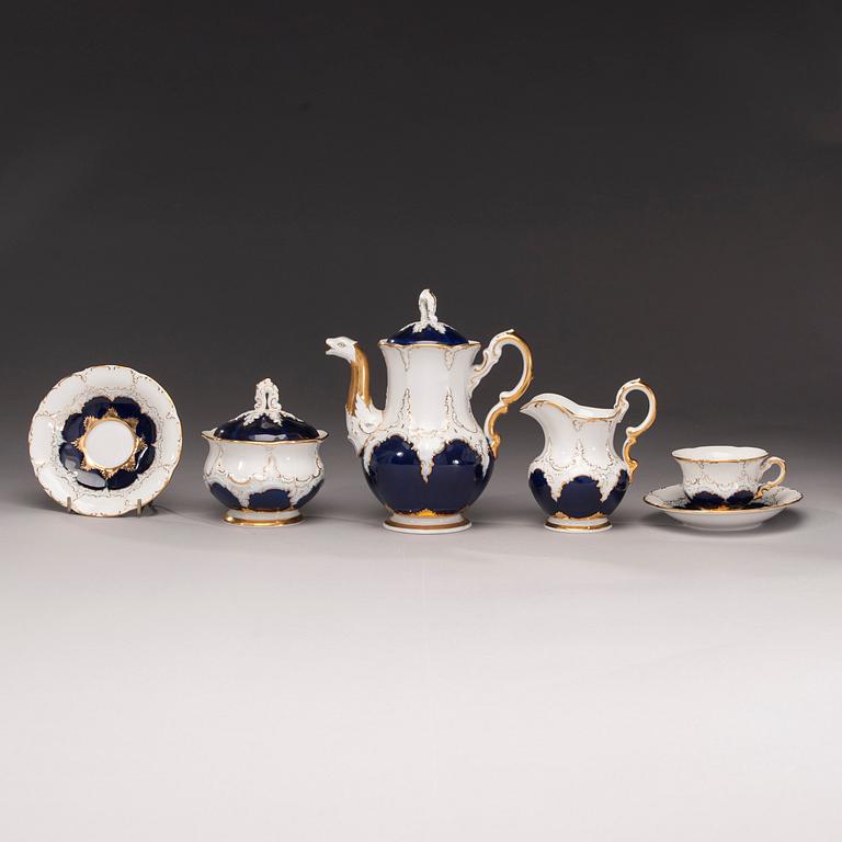 KAHVIKALUSTO, 14 osaa, posliinia, Meissen 1900-luku.