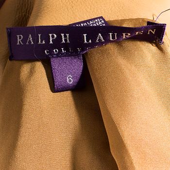 A beige leatherjacket by Ralph Luren.
