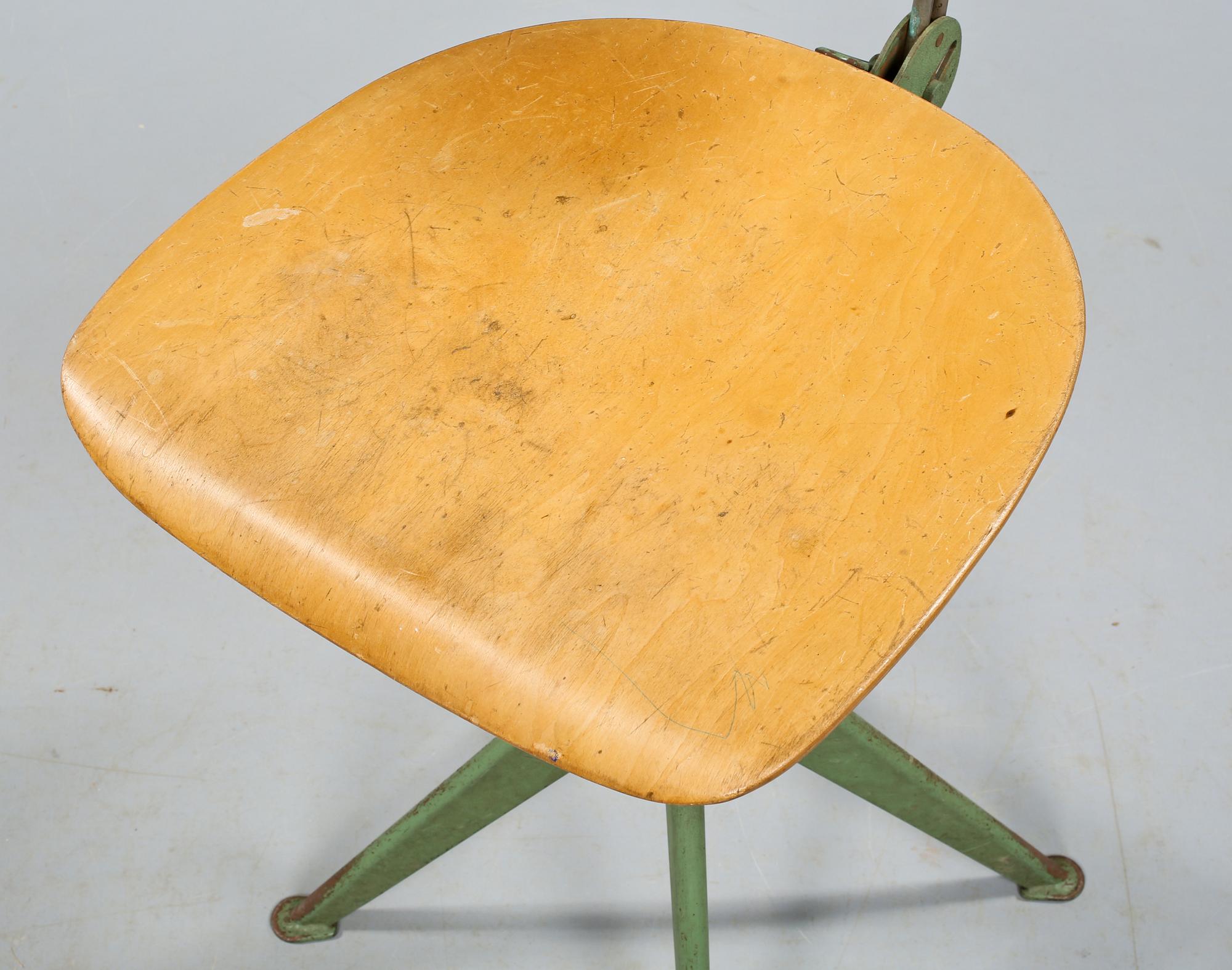 STOL, industri, 1900-talets första hälft/mitt.