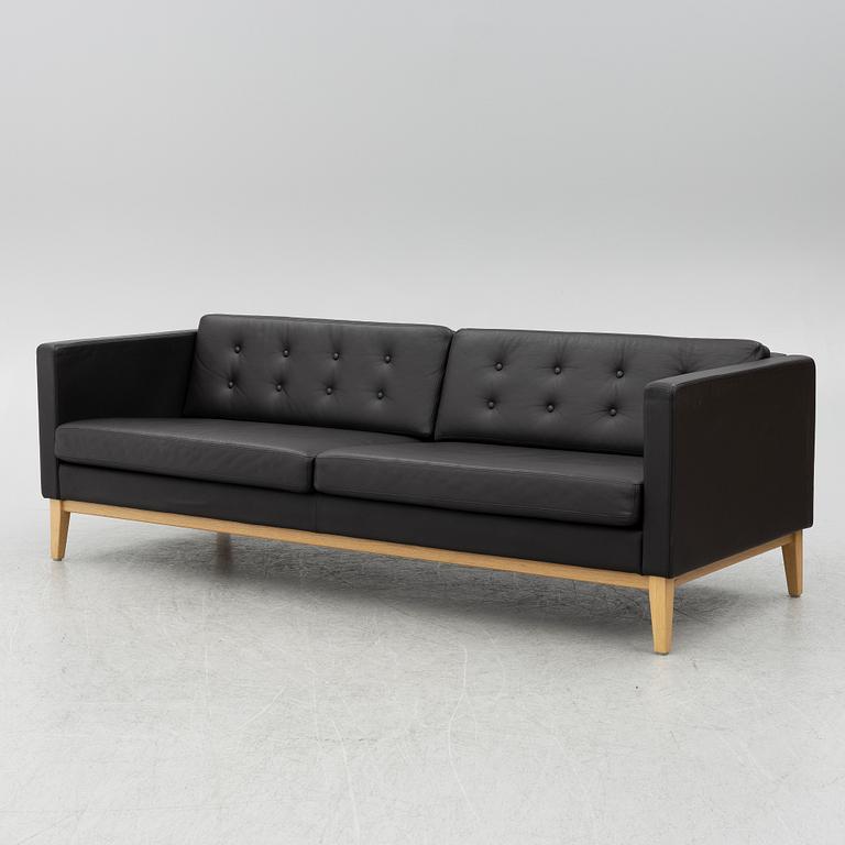 Leila Atlassi, soffa "Madison" för Swedese, samtida.