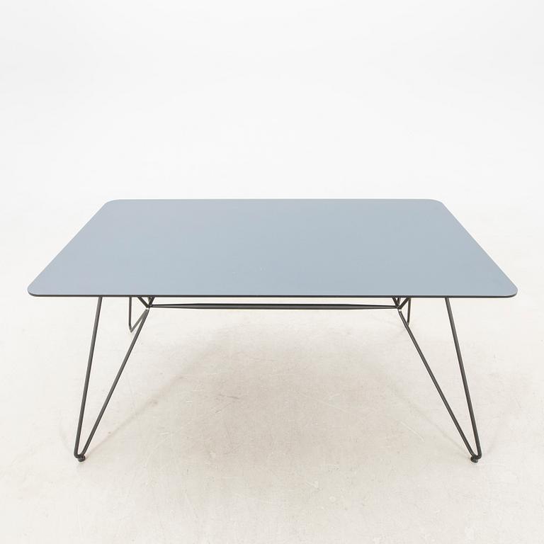 Henrik Pedersen dining table "Sketch" for Houe Denmark, 21st century.