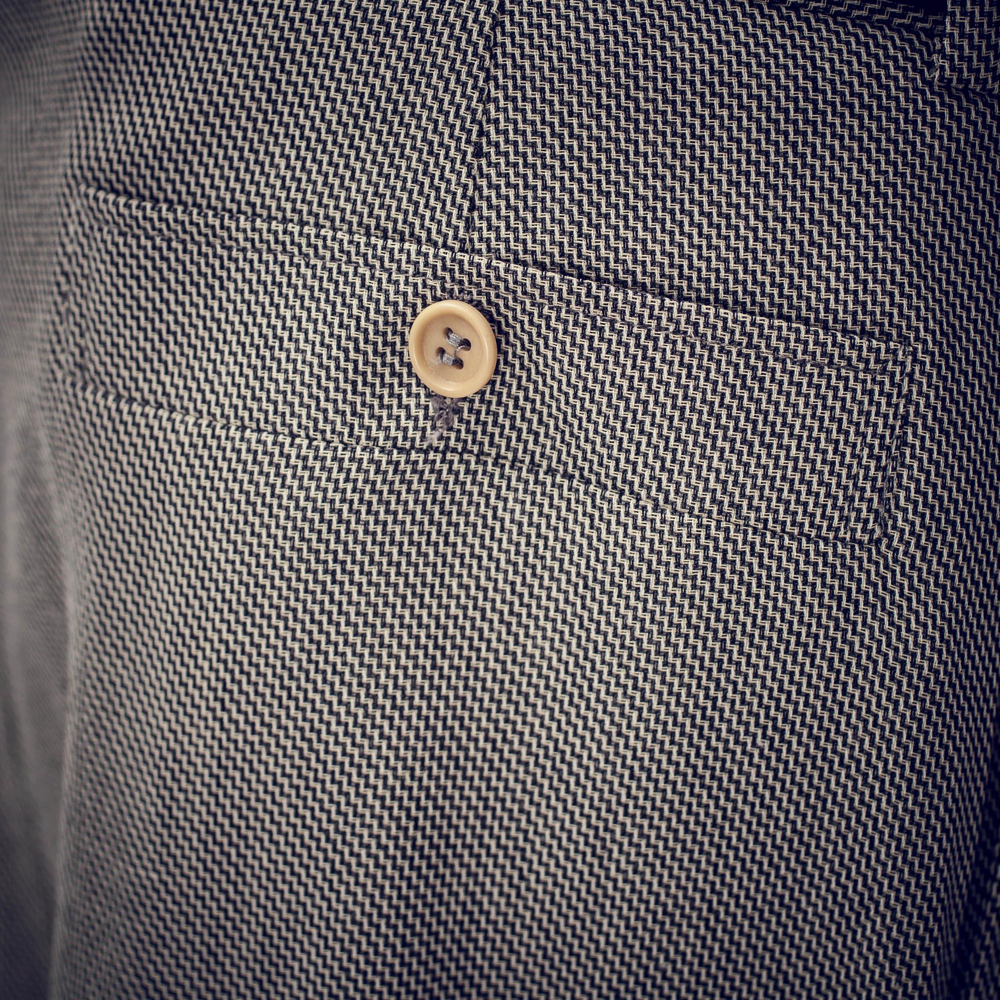 KOSTYM, Giorgio Armani.