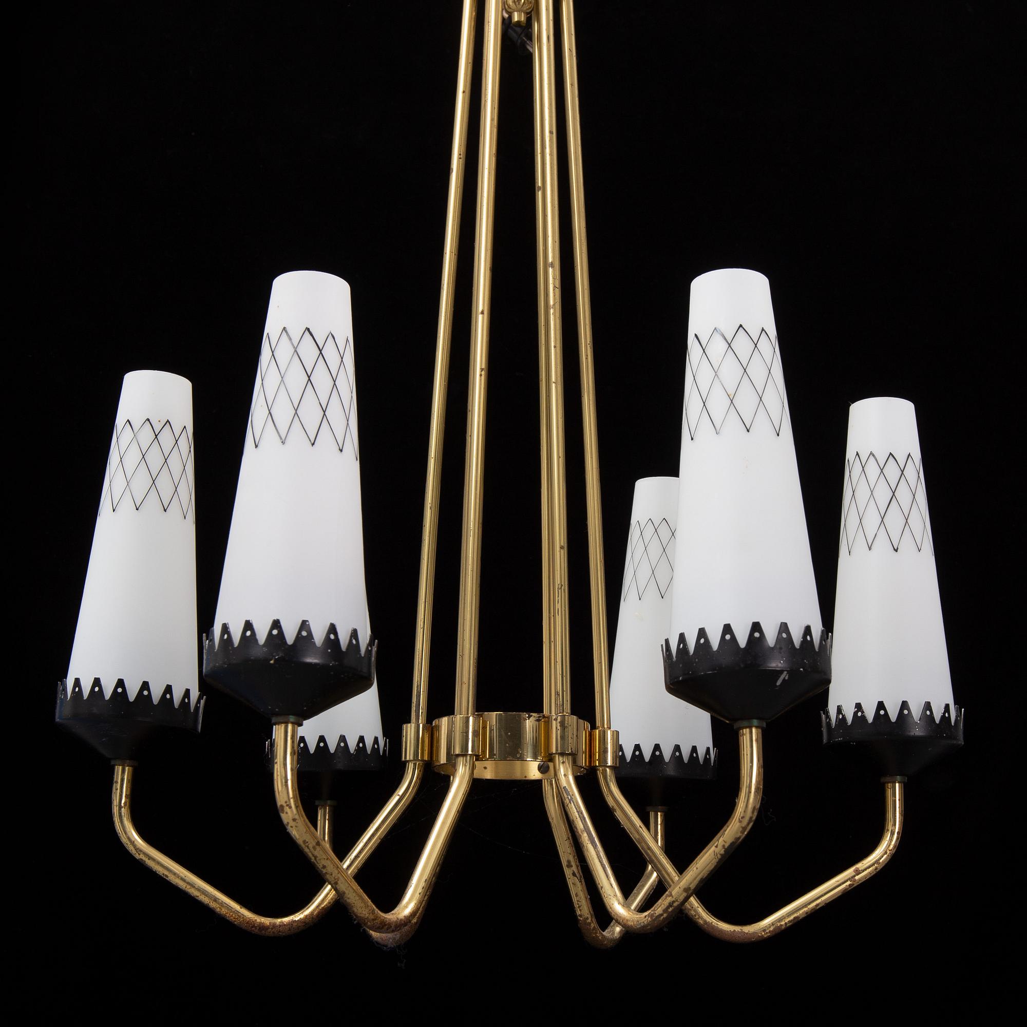 A 1950's ceiling light.