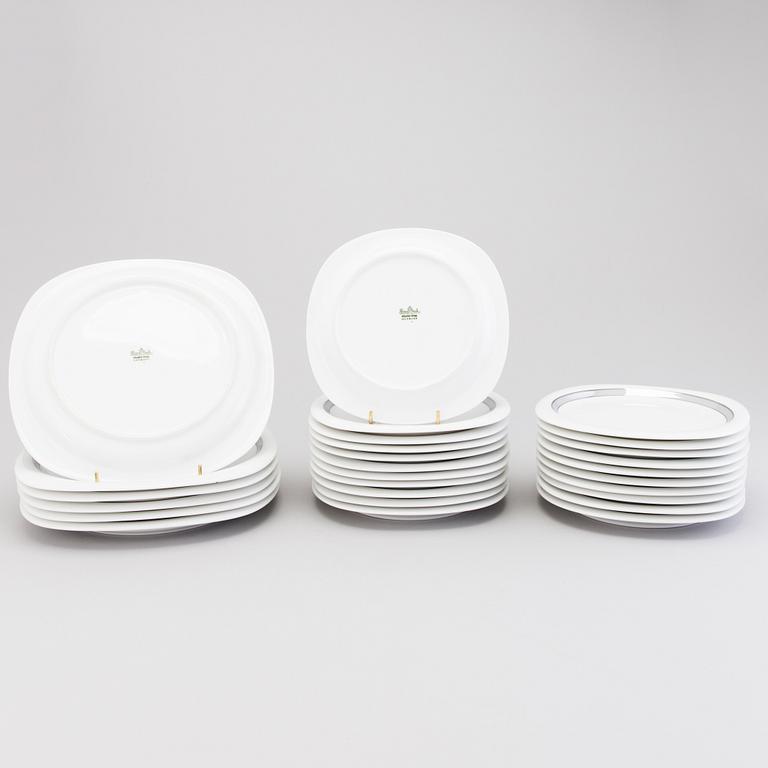 A 52-piece set of "Suomi"  tableware designed by Timo Saarpaneva 1976, for Rosenthal Studio-line.