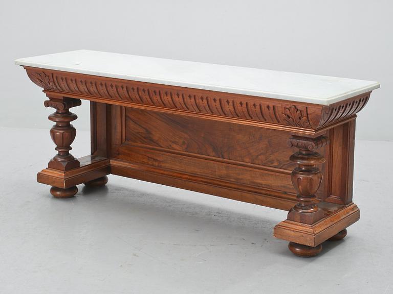 KONSOLBORD, nyrenässans, 1800-talets slut.