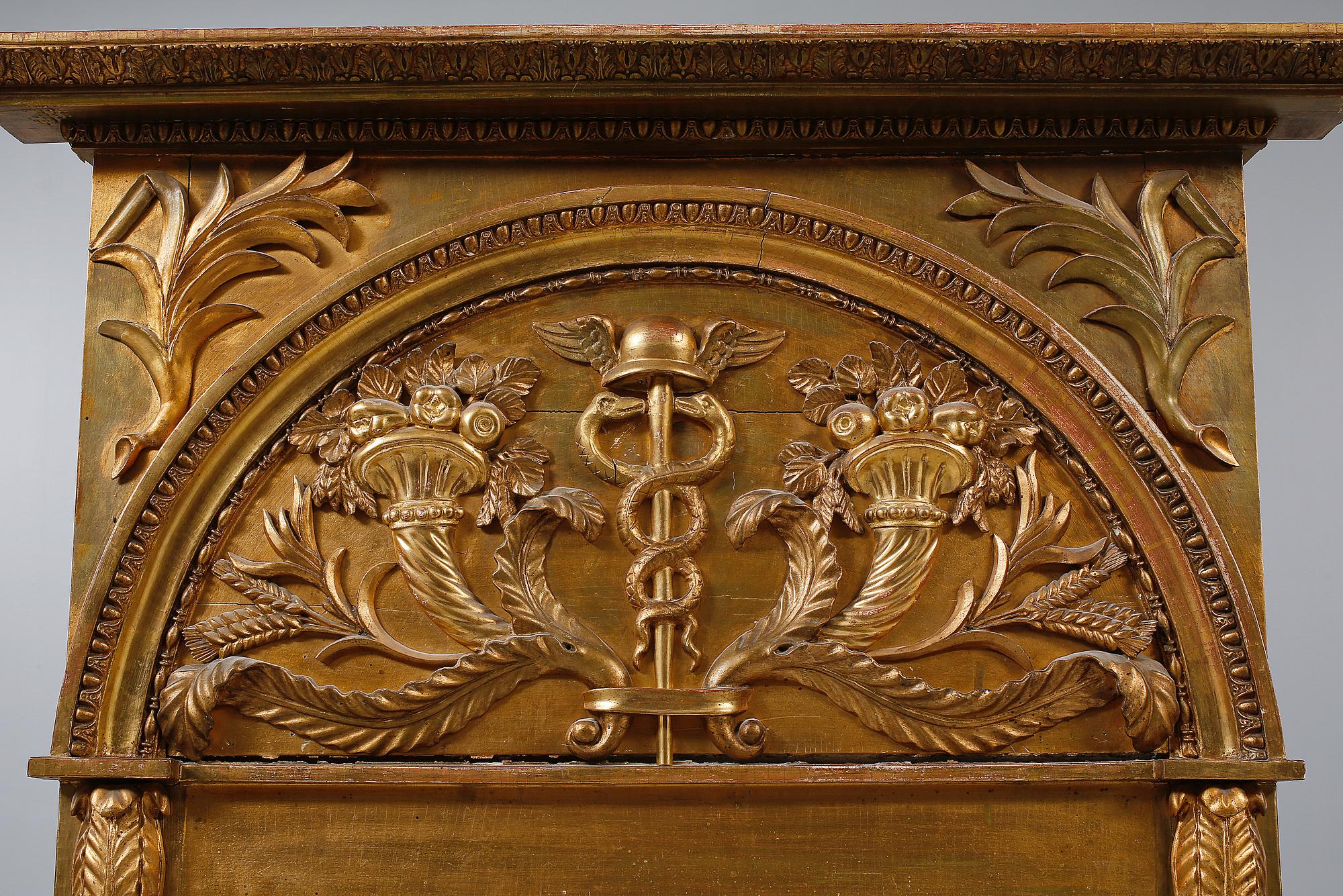 SPEGEL, etikettsignerad Carl Fredrik Thim, Stockholm, empir, 1800-talets första del.