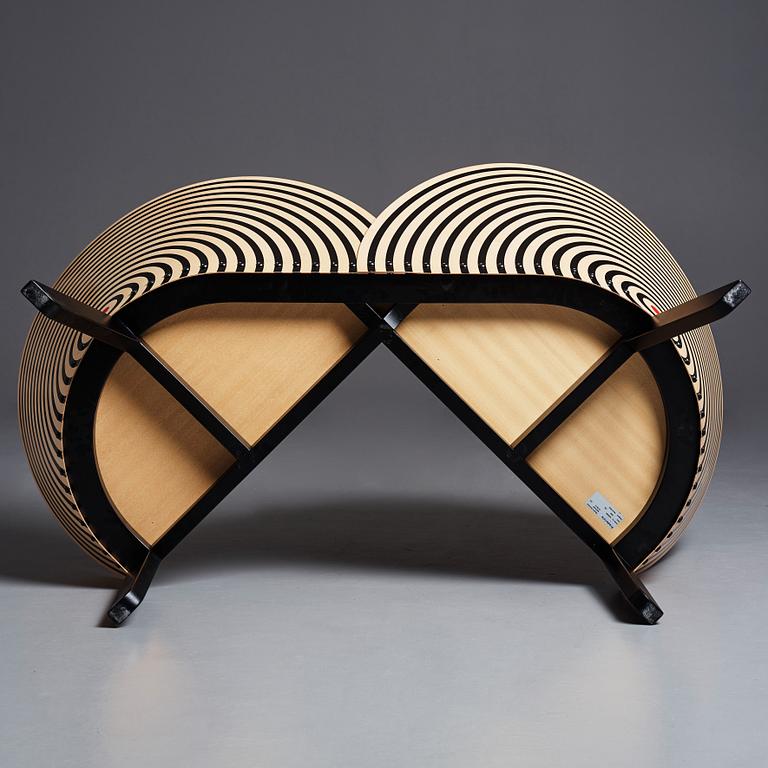 Nanna Ditzel, "Bench for two" modell 2600 & 2601, bänk samt bord, Frederica Stolefabrik, Danmark efter 1989.