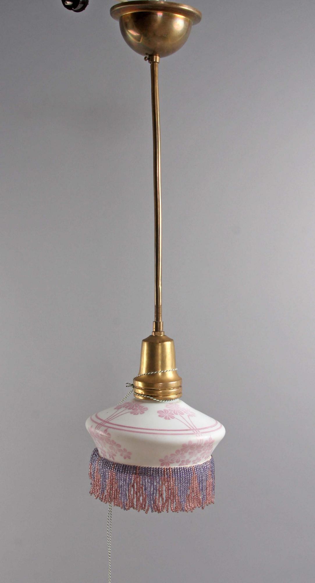 TAKLAMPA, 1900-talets första hälft, h 60.