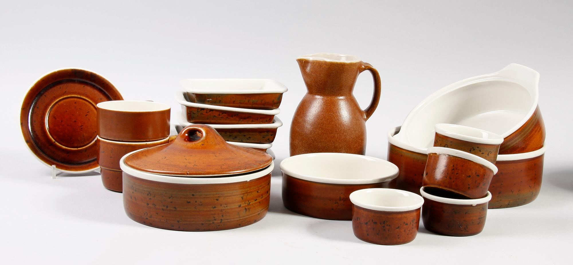 MATSERVIS, 68 delar, Gustavsberg, Stig Lindberg.