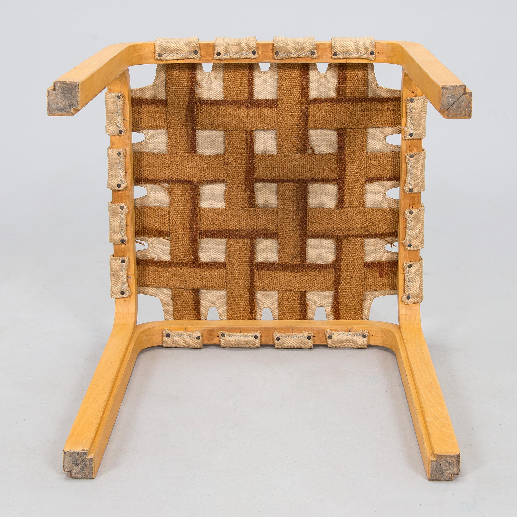 Alvar Aalto, A 1960s stool, model Y61, Artek, Finland.