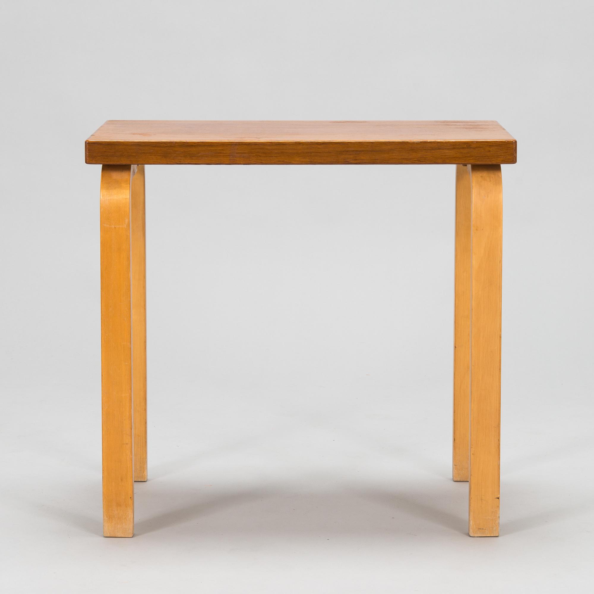 Alvar Aalto, a mid-20th century table for O.Y. Huonekalu-ja Rakennustyötehdas A.B.