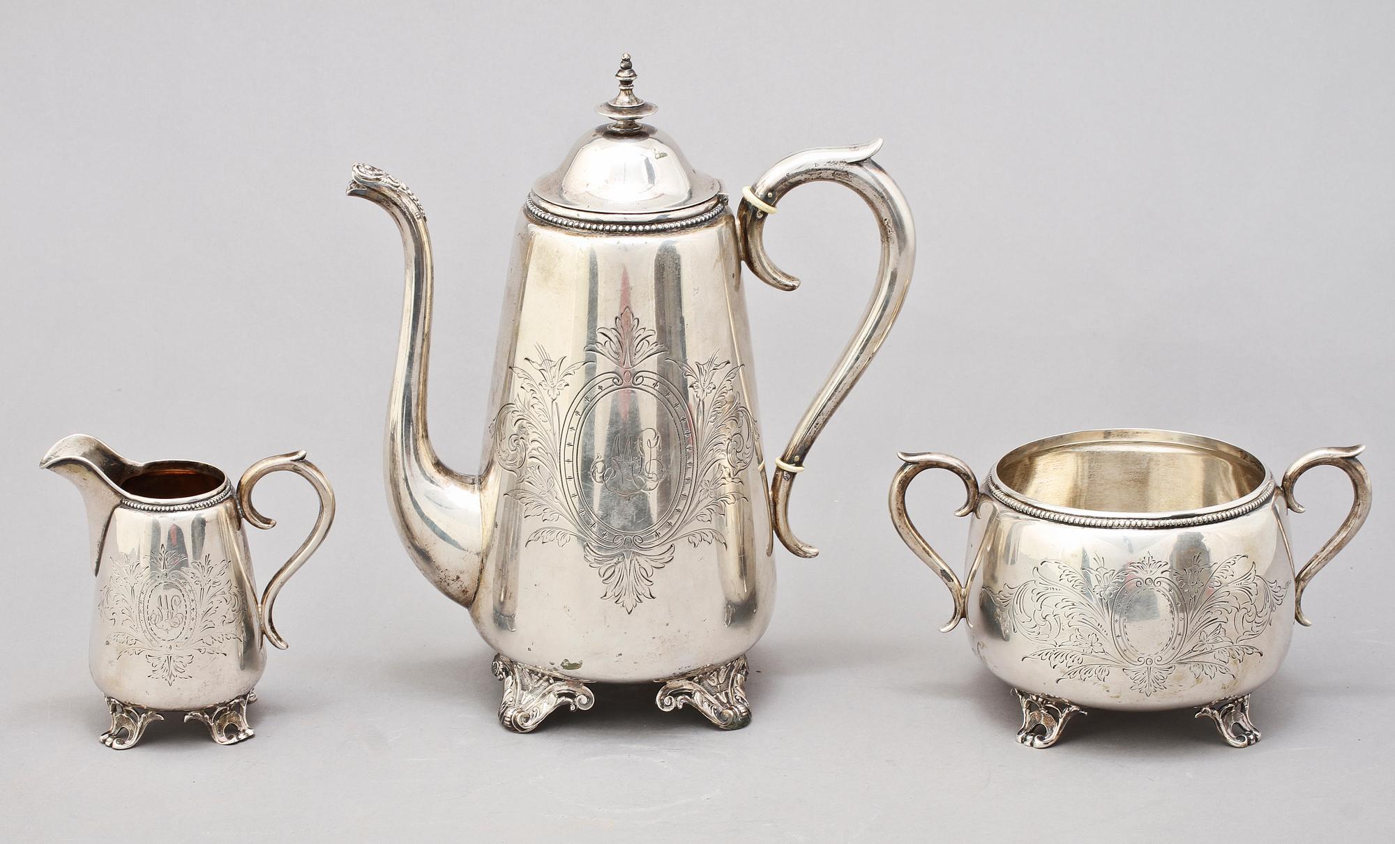 KAFFESERVIS, 3 delar, silver, bl. a Frans Holm & Co, Göteborg, 1888. Vikt 1090 g.