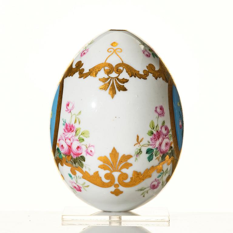 A Russian porcelain Easter Egg, 19th Century, presumably Imperial Porcelain Factory, St Petersburg.