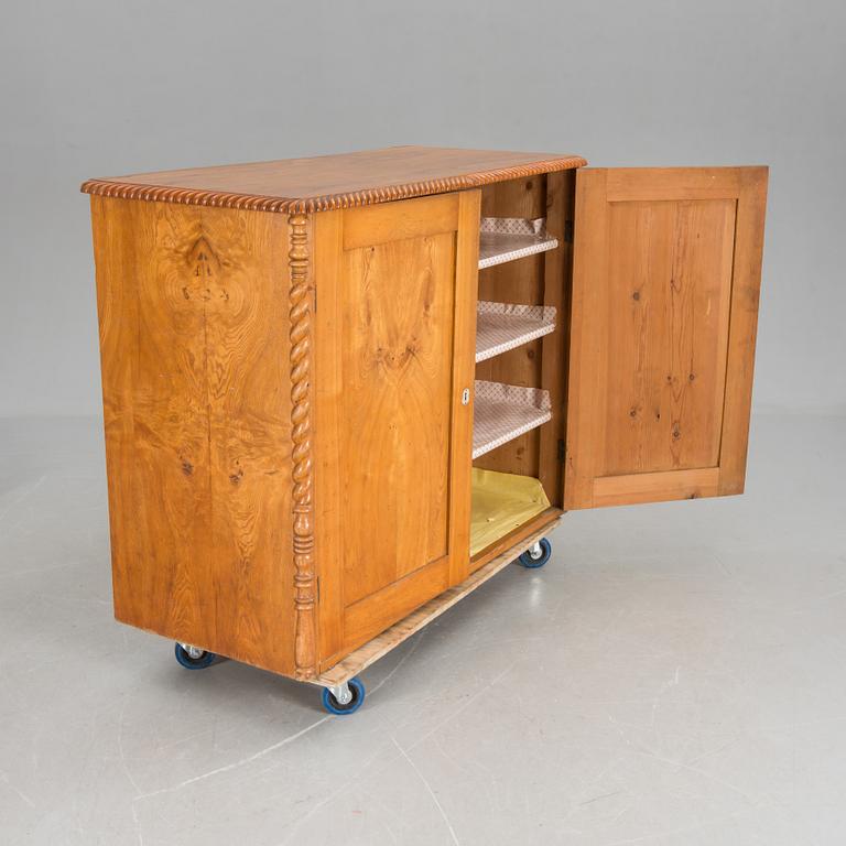 SKÄNK, senempire, 1800-talets mitt.