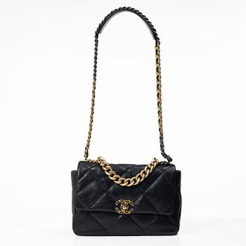 Chanel, väska, "19 Medium Flap Bag", 2021.