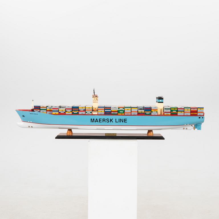 Boat model Maersk Line "Triple E" late 20th century.