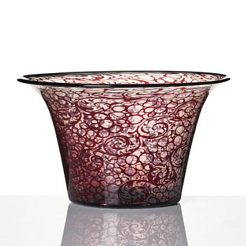 Simon Gate, a 'graal' glass bowl, Orrefors, Sweden 1920, no 952.