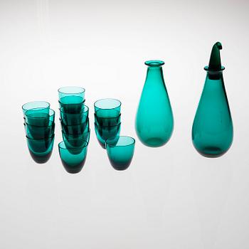 NANNY STILL, KARAFFER, 2 ST, SAMT GLAS, 18 ST, "Nukkumatti" T/340, Riihimäen Lasi. I produktion 1950-1960.