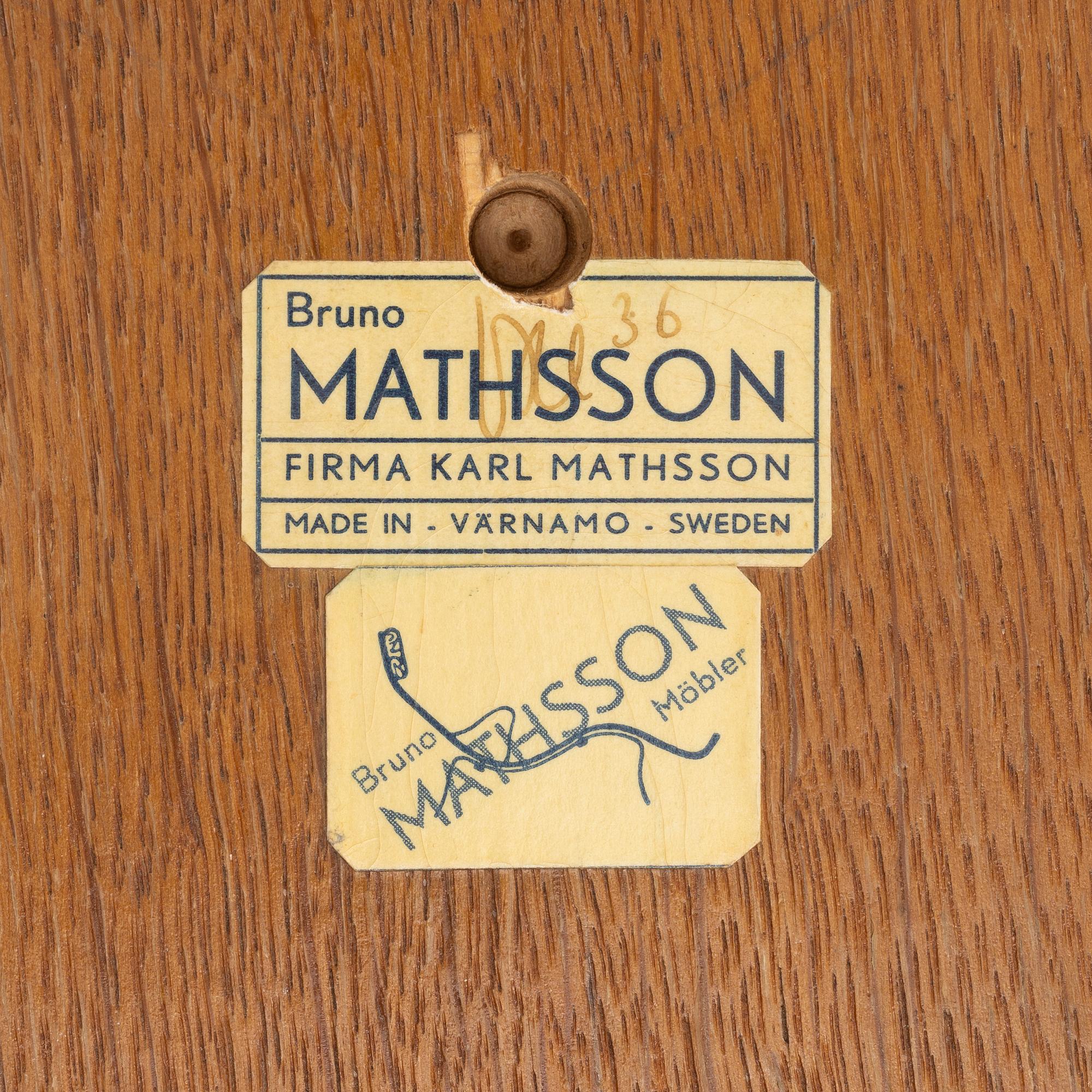 Bruno Mathsson, soffbord, "Annika", Firma Karl Mathsson, Värnamo, 1930/40-tal.