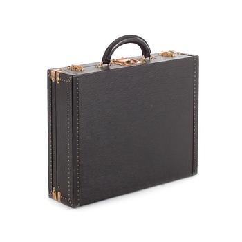 204. LOUIS VUITTON, a black epi leather briefcase.