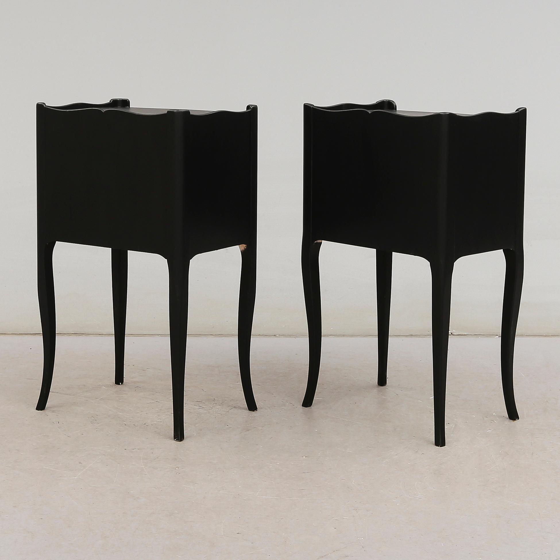 SÄNGBORD, 1 par, 1900-talets andra hälft.