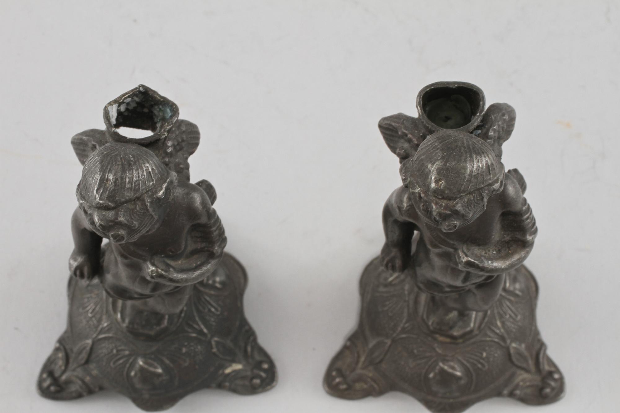 LJUSSTAKAR, ett par, tenn, 1800-talets slut.