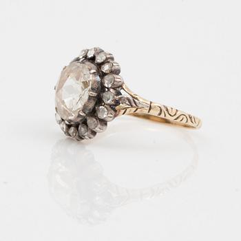 RING med rosenslipade diamanter. Troligen sent 1700-tal.
