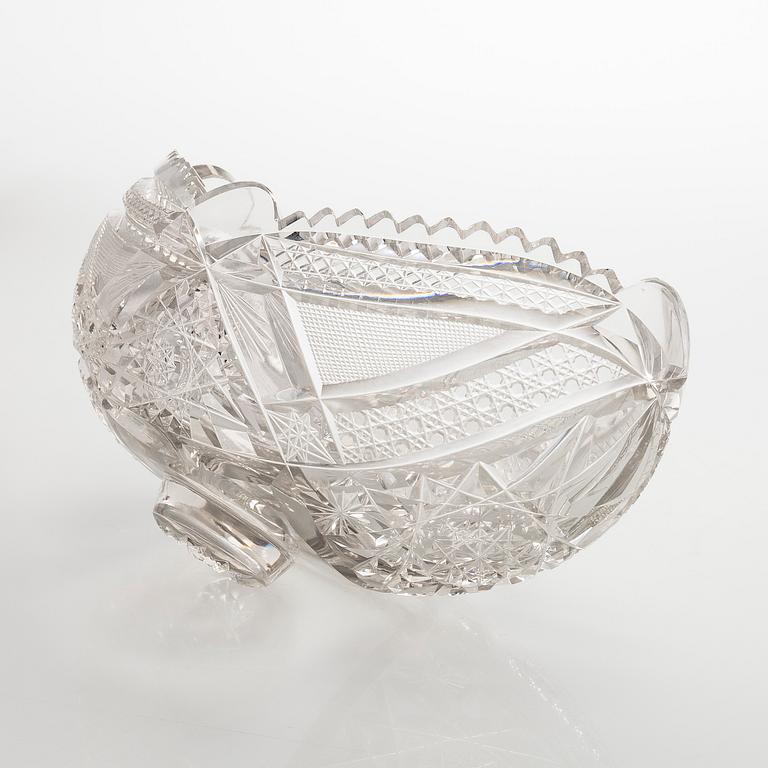 Malja, kristallia, 1900-luvun puoliväli.