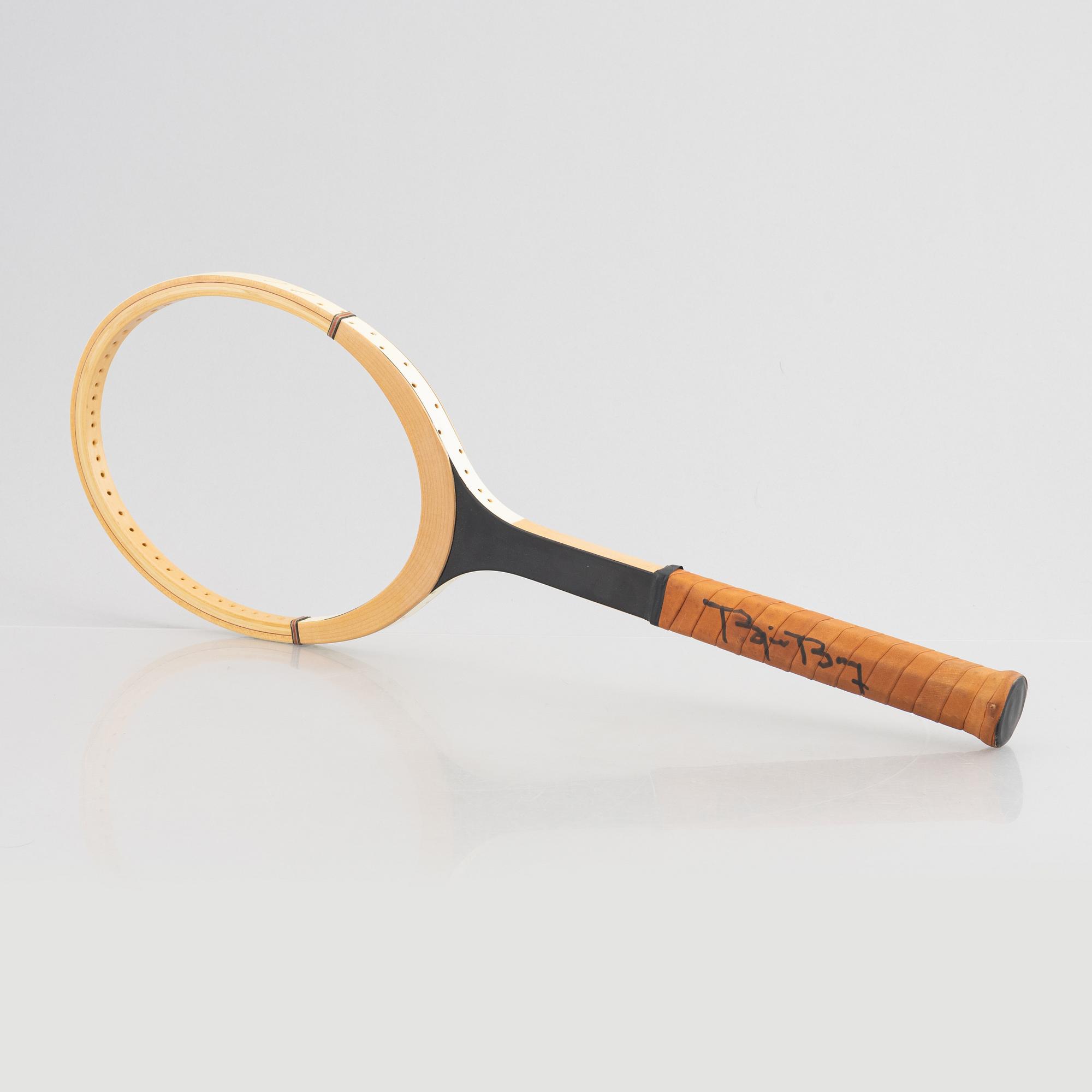 Tennis racket, Bancroft. Signed by Björn Borg. Specially made prototype racket in wood.