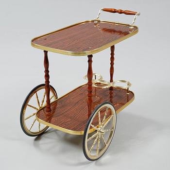 SERVERINGSVAGN, 1900-talets andra hälft.